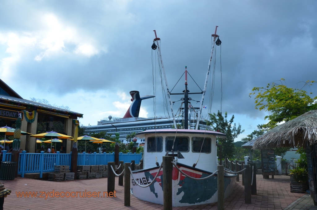 241: Carnival Conquest, Nov 17, 2011, Roatan, Mahogany Bay, 