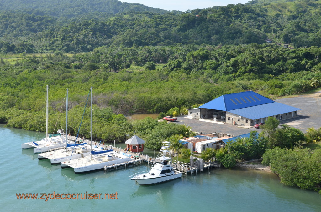 262: Carnival Conquest, Nov 17, 2011, Roatan, Mahogany Bay, 