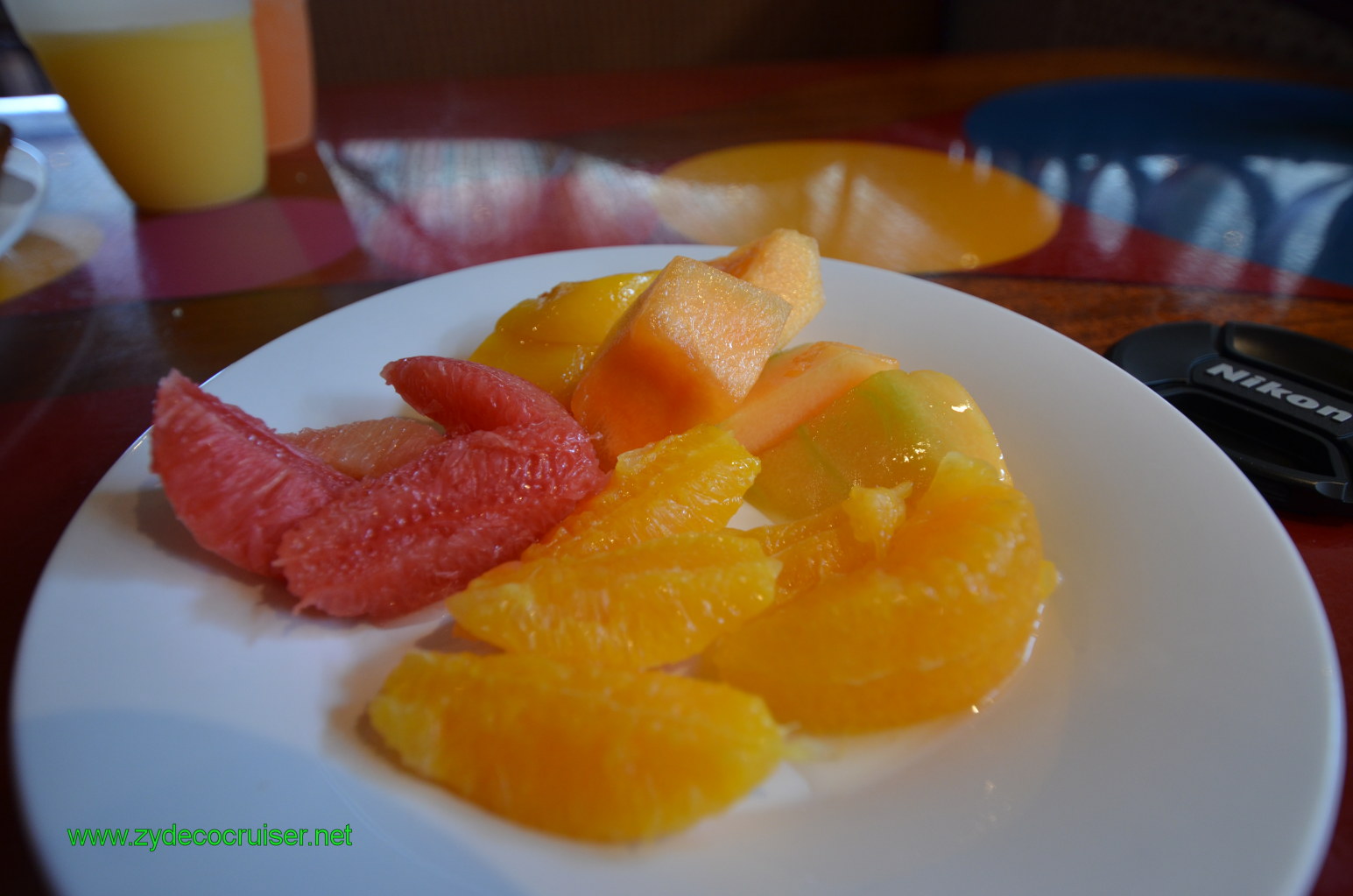 021: Carnival Co021: Carnival Conquest, Nov 18. 2011, Cozumel, Lido Breakfast, Grapefruit, Peaches, Cantaloupe, nquest, Nov 18. 2011, Cozumel, Grapefruit, Peaches, Cantaloupe, 