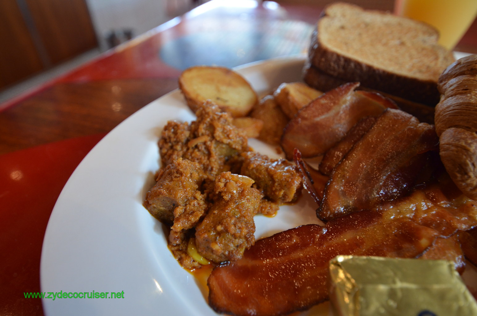 023: Carnival Conquest, Nov 18. 2011, Cozumel, Lido Breakfast, Bacon and Sausage