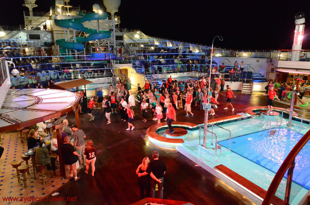 197: Carnival Conquest, Roatan, Deck party, 