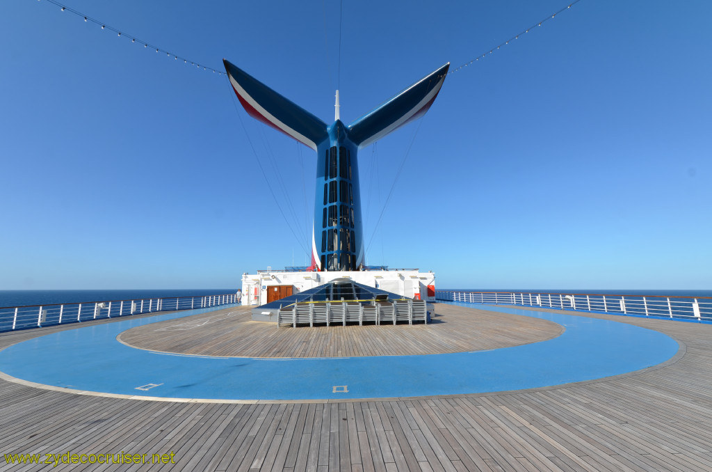 030: Carnival Conquest, Fun Day at Sea 3, Jogging track, Funnel, 