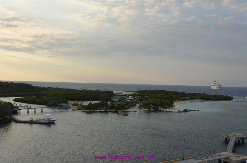 038: Carnival Conquest Cruise, Roatan, 