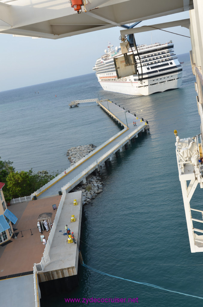 072: Carnival Conquest Cruise, Roatan, 