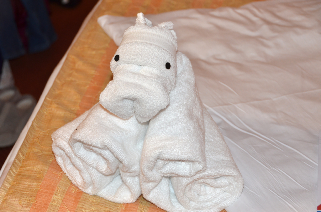 350: Carnival Legend, British Isles Cruise, Dublin, Towel Animal, 