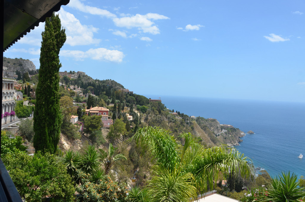 130: Carnival Sunshine Cruise, Messina, Taormina on your Own tour, Granduca Restaurant, 