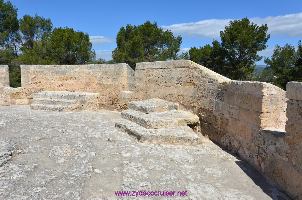 086: Carnival Sunshine Cruise, Mallorca, Bellver Castle, 