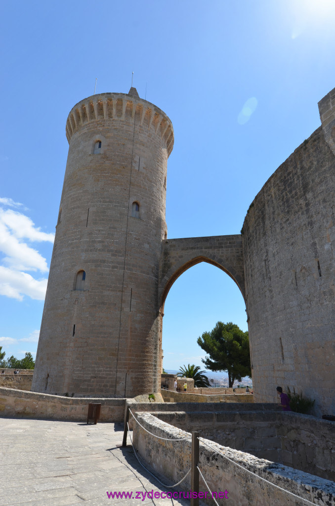 094: Carnival Sunshine Cruise, Mallorca, Bellver Castle, 