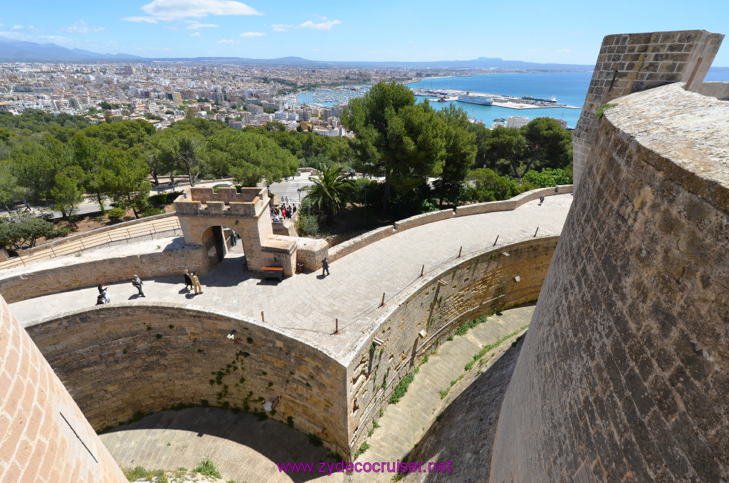 217: Carnival Sunshine Cruise, Mallorca, Bellver Castle, 