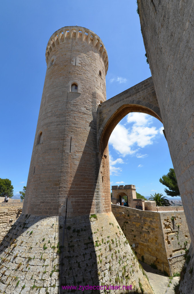 257: Carnival Sunshine Cruise, Mallorca, Bellver Castle, 