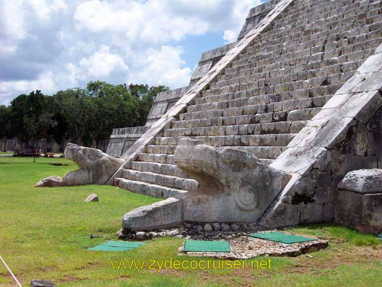 049: Carnival Triumph, Elizabeth Pictures, Chichen Itza