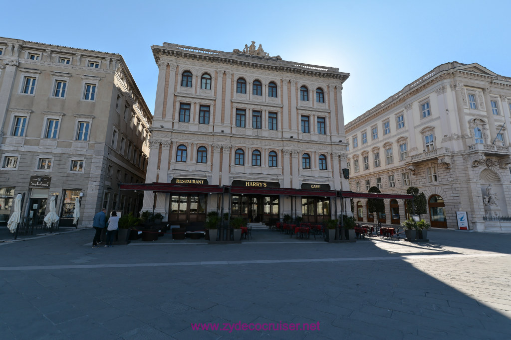 043: Carnival Vista, Pre-cruise, Trieste, Unity of Italy Square, 