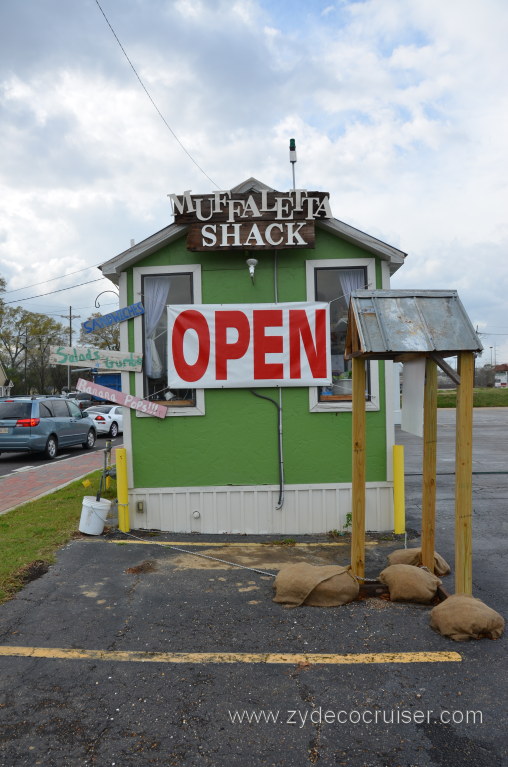 031: Baton Rouge Trip, March, 2011, Muffaletta Shack, makes a pretty good muffuletta. ;-)