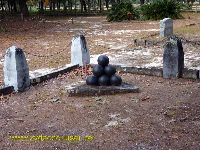 280: Christmas, 2009, Confederate Rest Memorial Cemetery, Point Clear Cemetery, Point Clear, Alabama