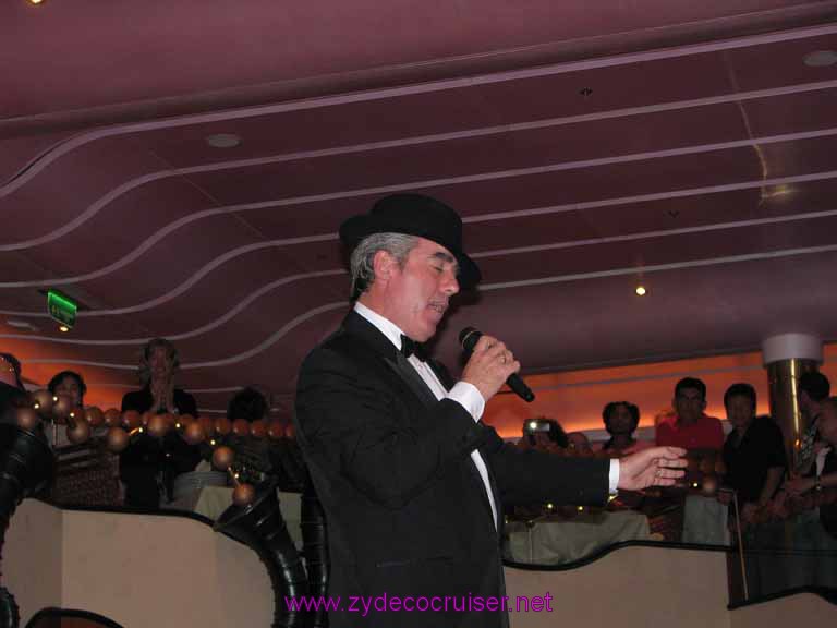 Carnival's Senior Maitre d' Ken Byrne